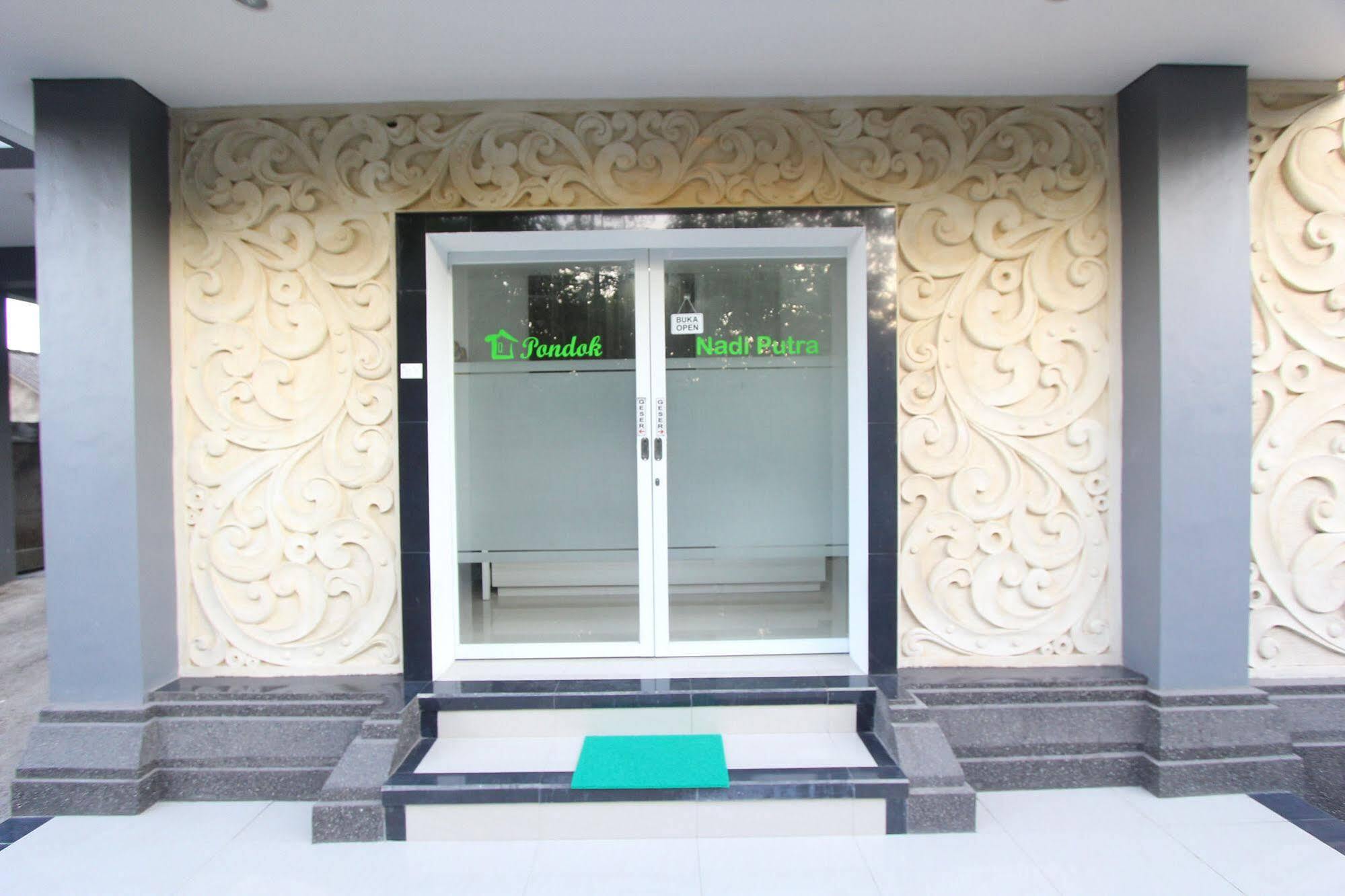 Pondok Nadi Putra Ungasan Exterior foto